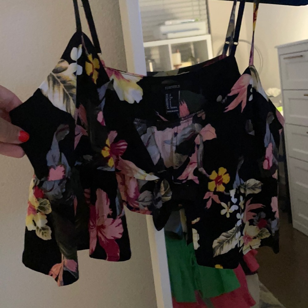 Floral print crop top